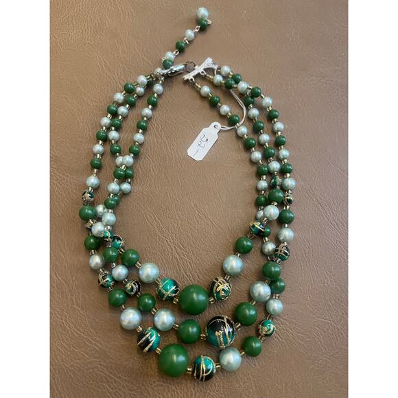 Vintage Three-Strand Beaded Necklace – Green, Teal & Pearl Mix - Picture 2 of 3